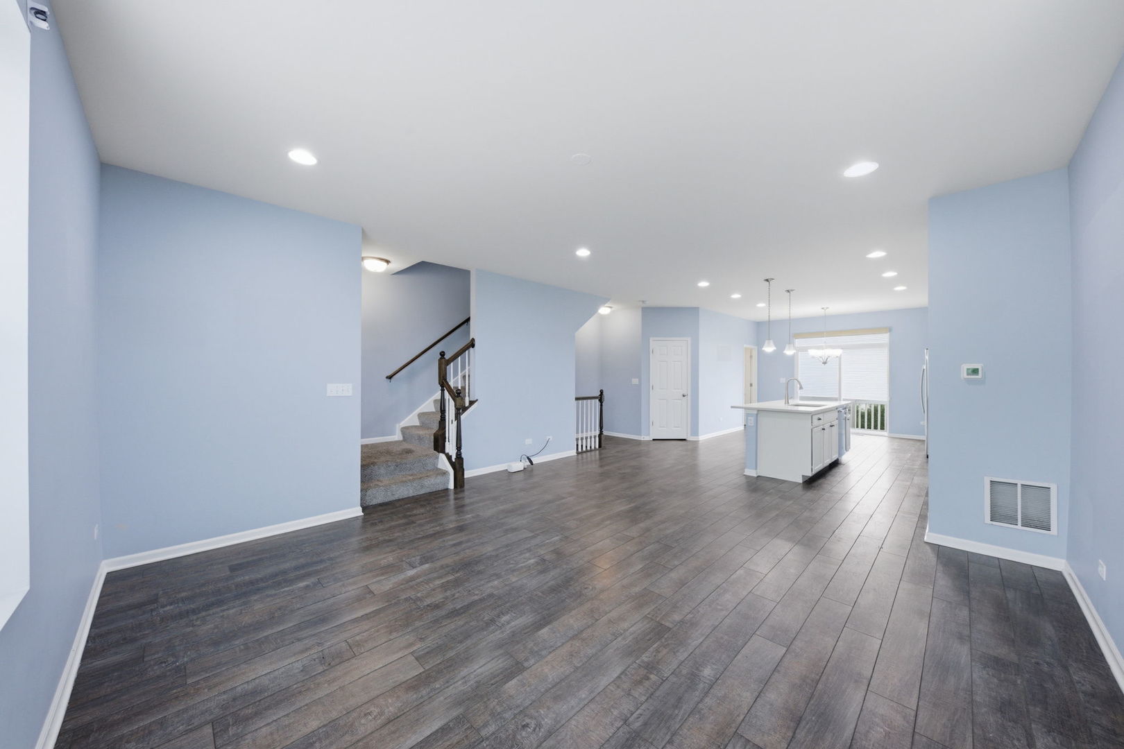 4158 Irving Road Aurora, IL 60504 - Photo 11 of 27 Gallery Image 11