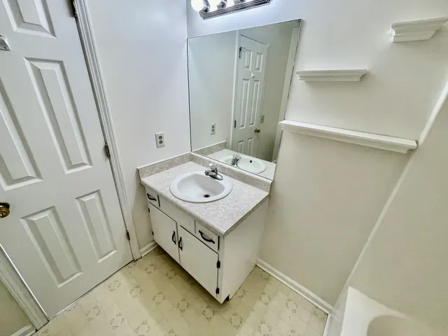 $1,375 | 3248 Tabby Drive, Clarksville, TN 37042