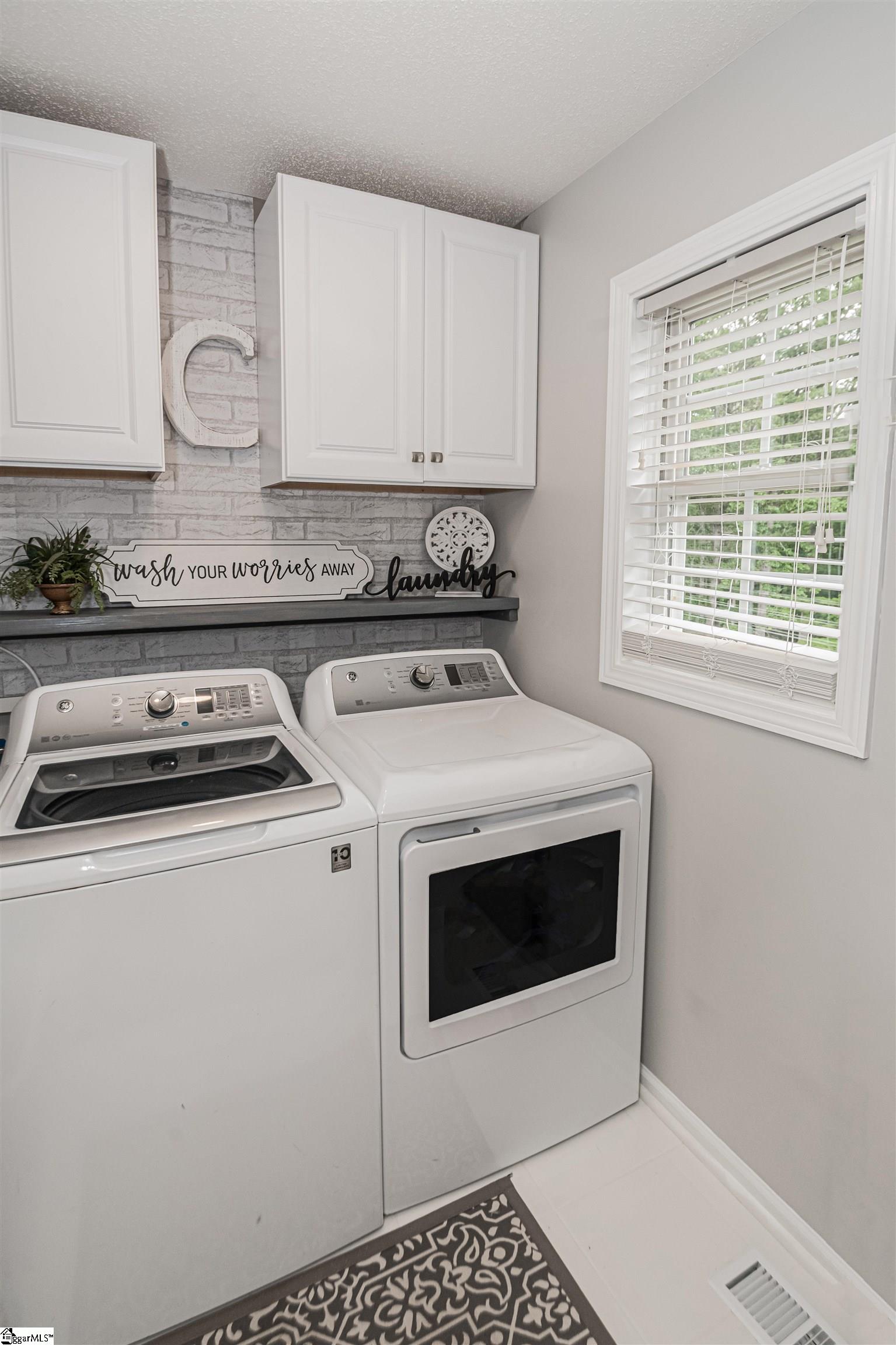 543 Hillandale Road Liberty, SC 29657 - Photo 17 of 36 Gallery Image 17