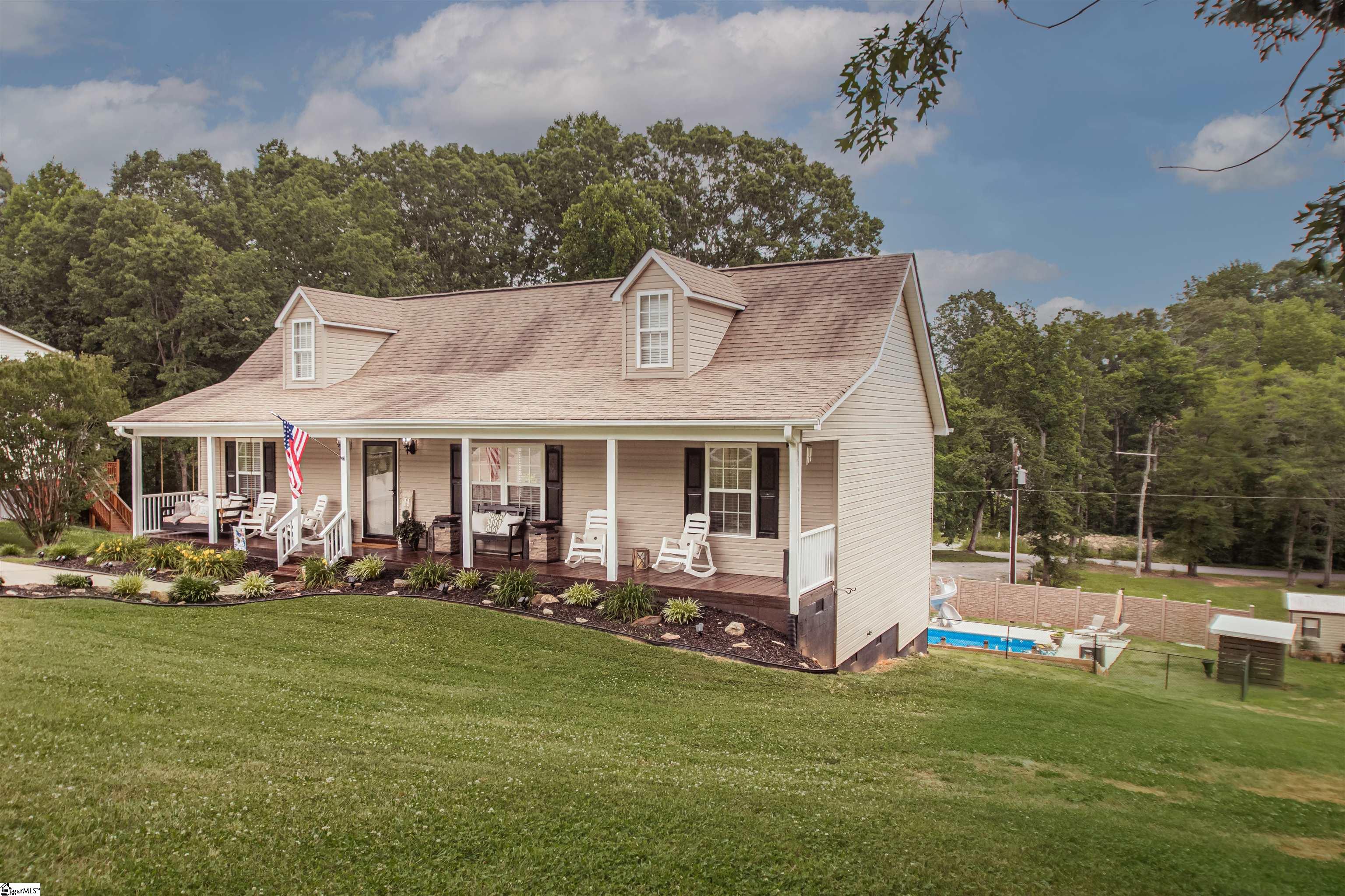 543 Hillandale Road Liberty, SC 29657 - Photo 2 of 36 Gallery Image 2