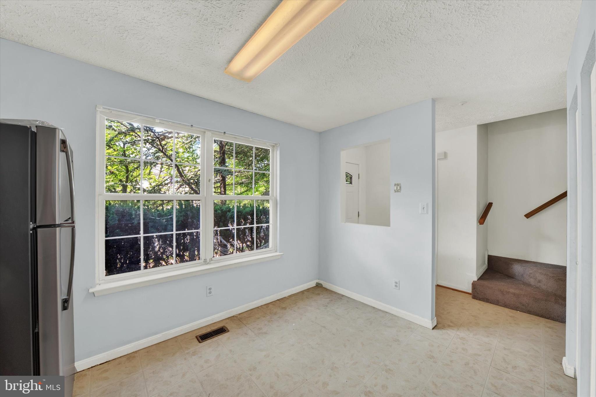 2309 Bluegrass Heights Court Rosedale, MD 21237 - Photo 5 of 17 Gallery Image 5