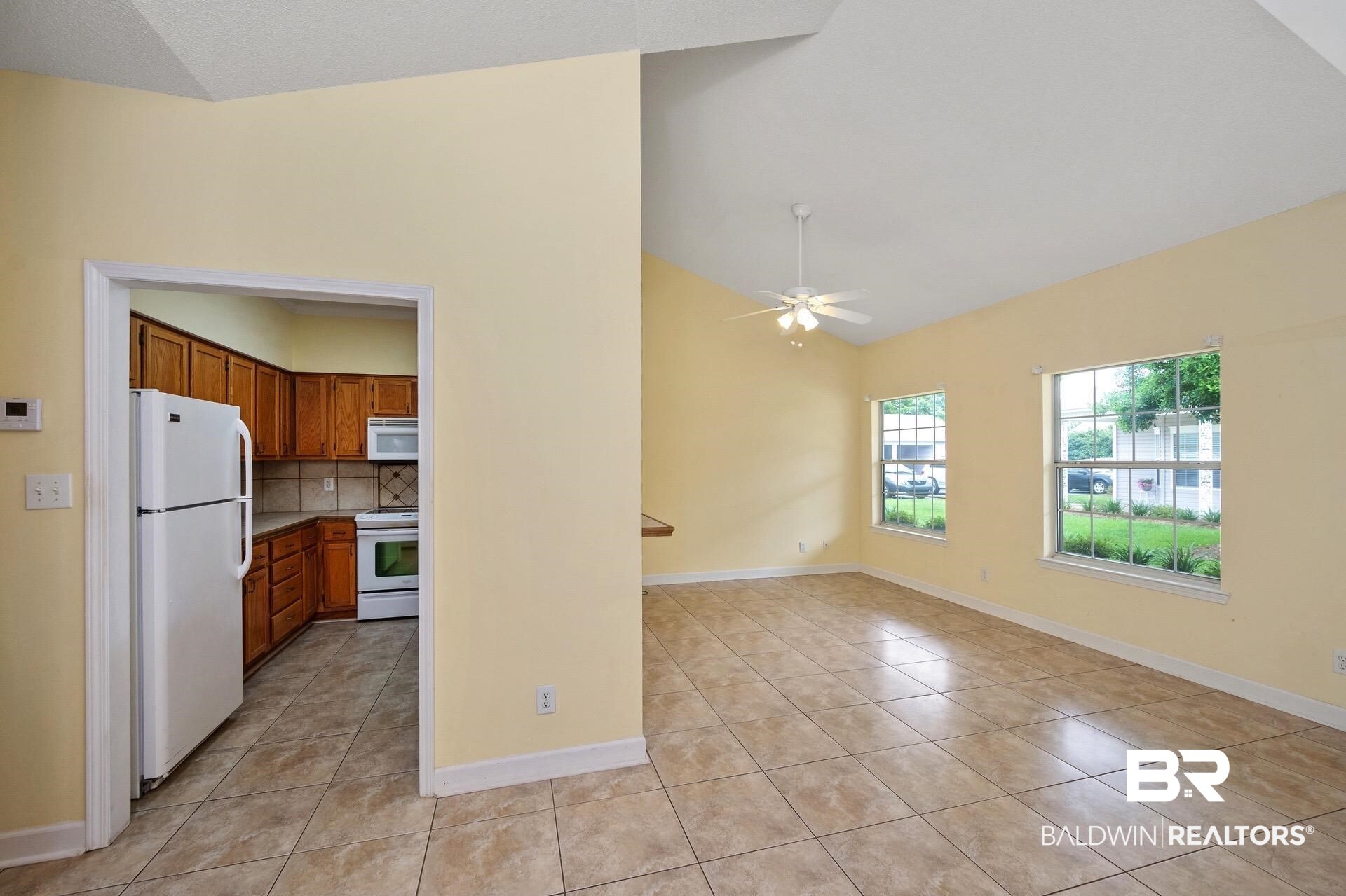 102 Courthouse Drive, Unit 15 Fairhope, AL 36532 - Photo 16 of 32