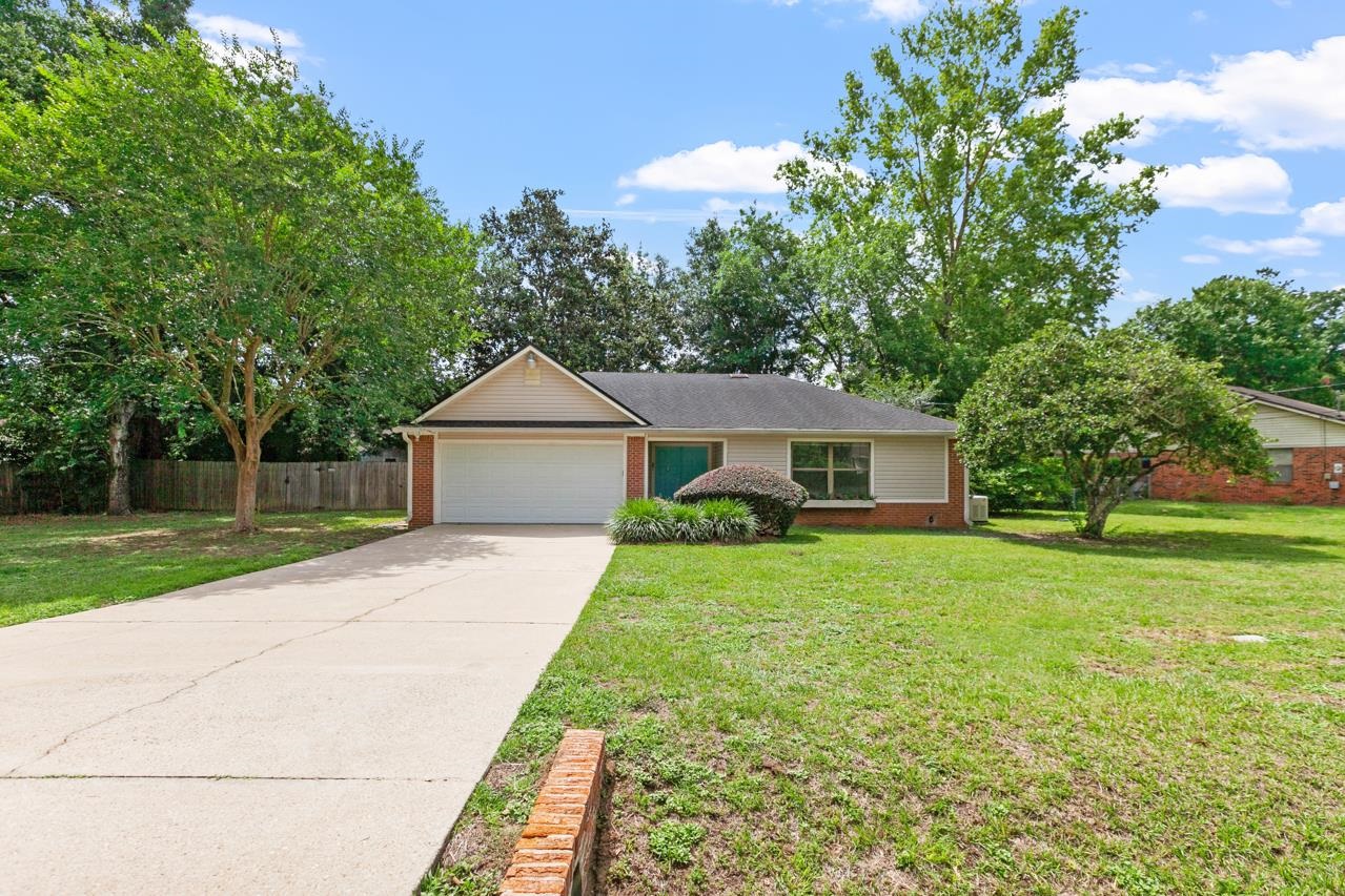1329 Lansdowne Road, Tallahassee, FL 32317 Compass