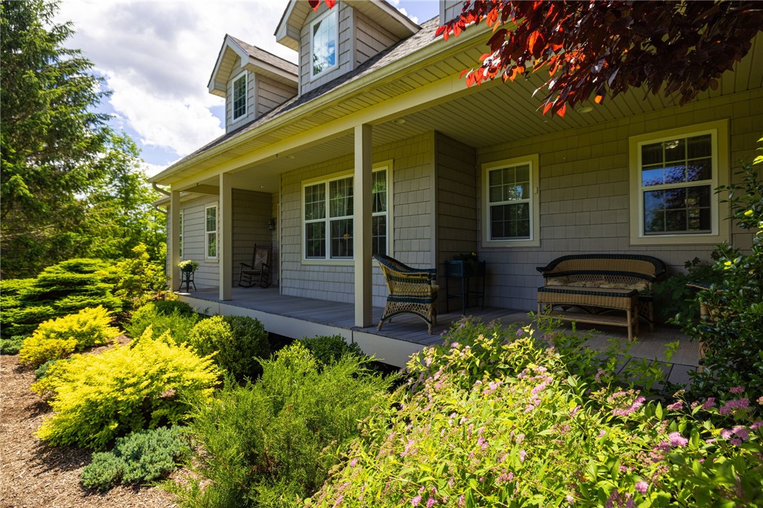 129 Euler Road Ogden, NY 14428 - Photo 3 of 45