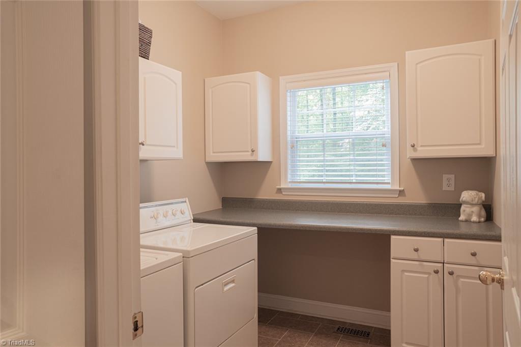 238 March Ferry Road Advance, NC 27006 - Photo 12 of 27 Gallery Image 12