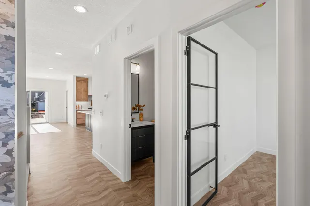 $995,000 | 6221 West 37th Street, St. Louis Park, MN 55416