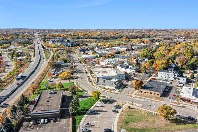 $995,000 | 6221 West 37th Street, St. Louis Park, MN 55416