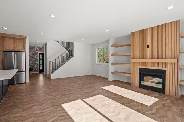 $995,000 | 6221 West 37th Street, St. Louis Park, MN 55416