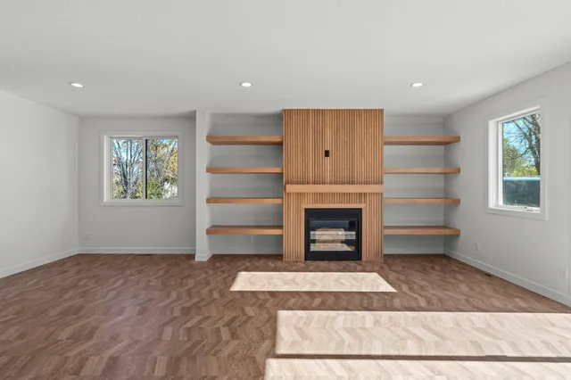 $995,000 | 6221 West 37th Street, St. Louis Park, MN 55416