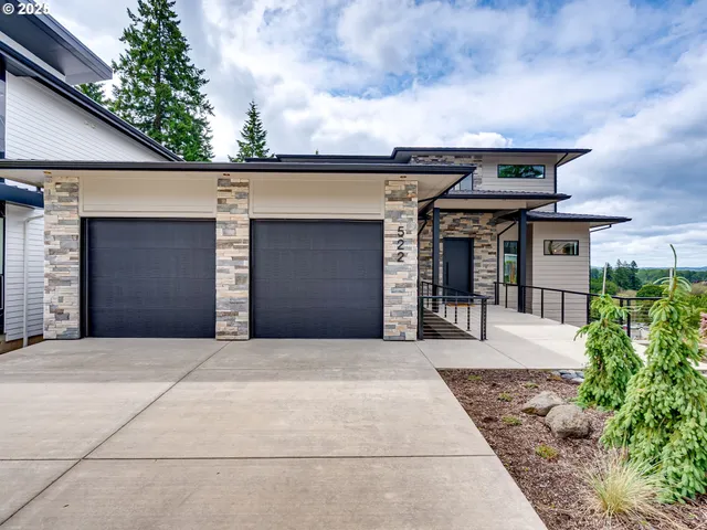 $2,200,000 | 522 Province Drive, Camas, WA 98607