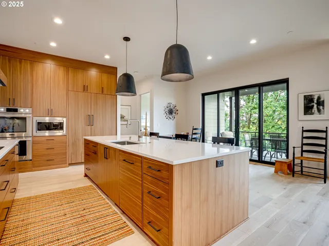 $2,150,000 | 522 Province Drive, Camas, WA 98607