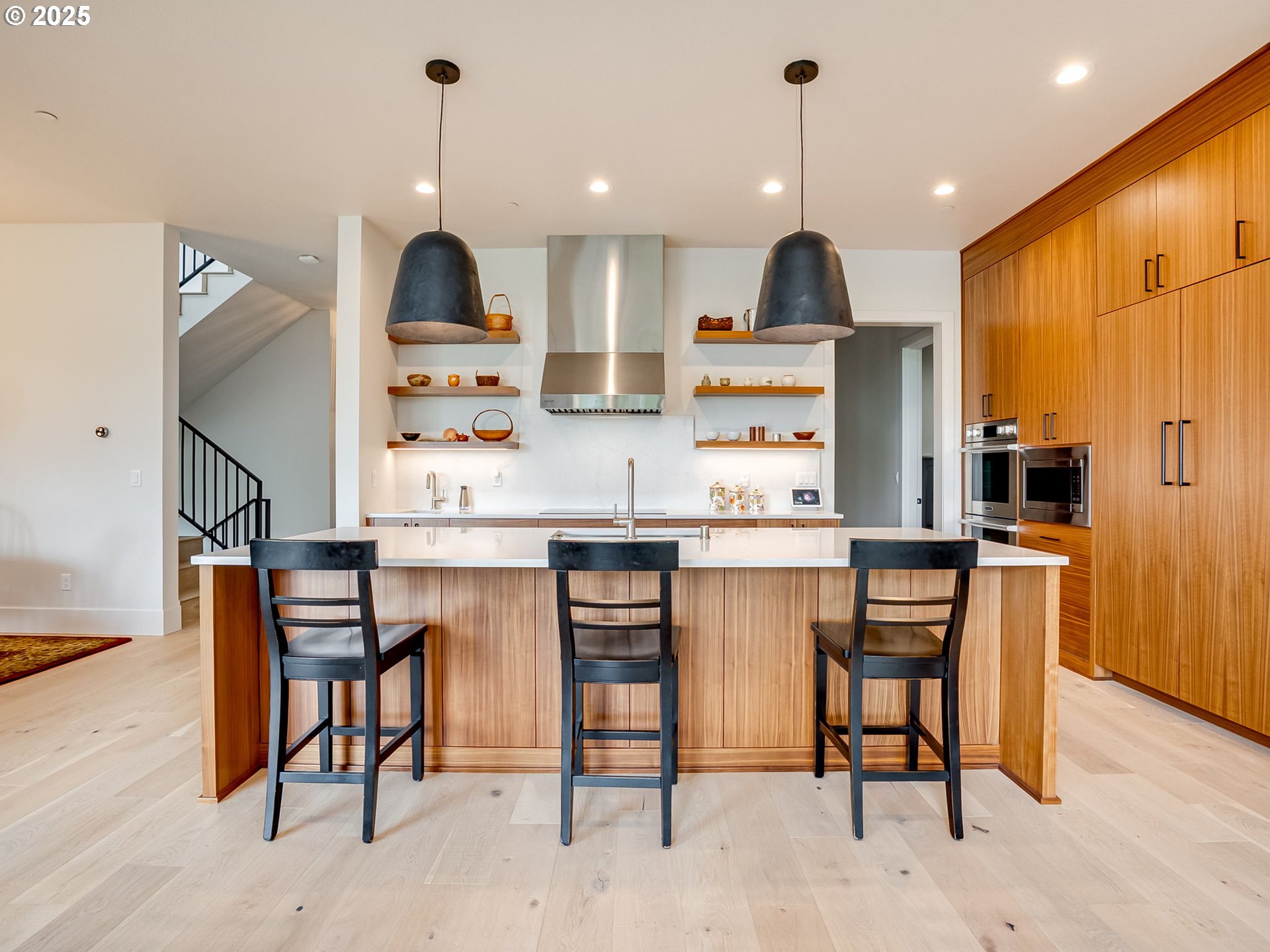 522 Province Drive Camas, WA 98607 - Photo 5 of 48