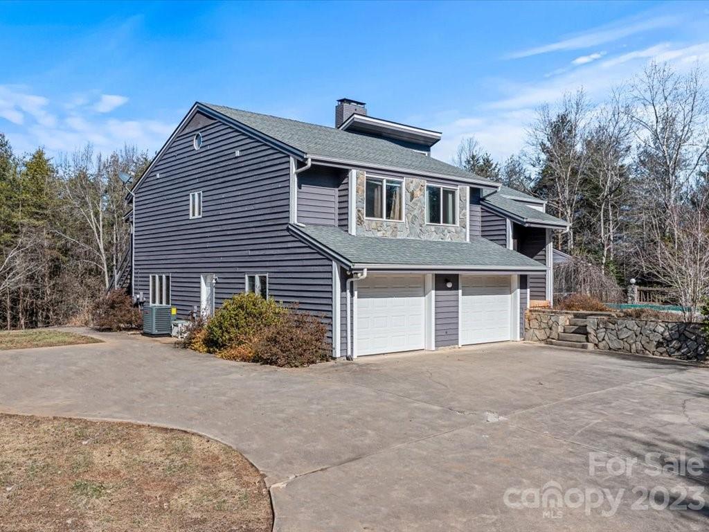 3760 Rabbits Run Place Lenoir, NC 28645 - Photo 1 of 33 Gallery Image 1