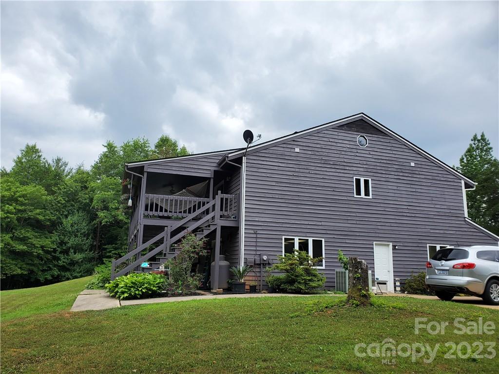 3760 Rabbits Run Place Lenoir, NC 28645 - Photo 2 of 33 Gallery Image 2