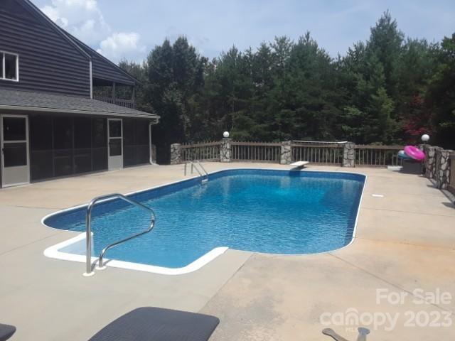 3760 Rabbits Run Place Lenoir, NC 28645 - Photo 3 of 33 Gallery Image 3