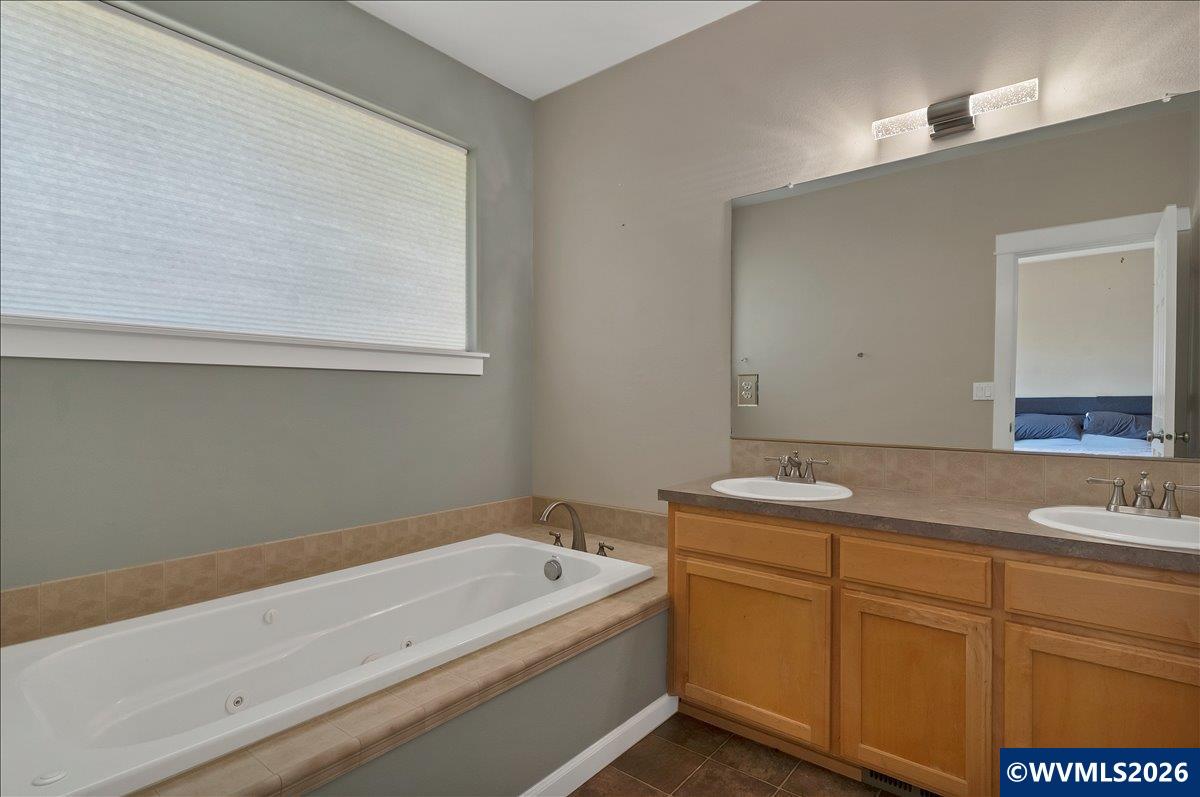 284 Southwest Wyatt Street Dallas, OR 97338 - Photo 20 of 38