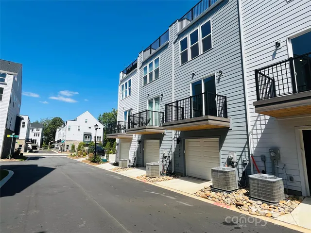 $3,250 | 1428 Hamilton Street, Charlotte, NC 28206