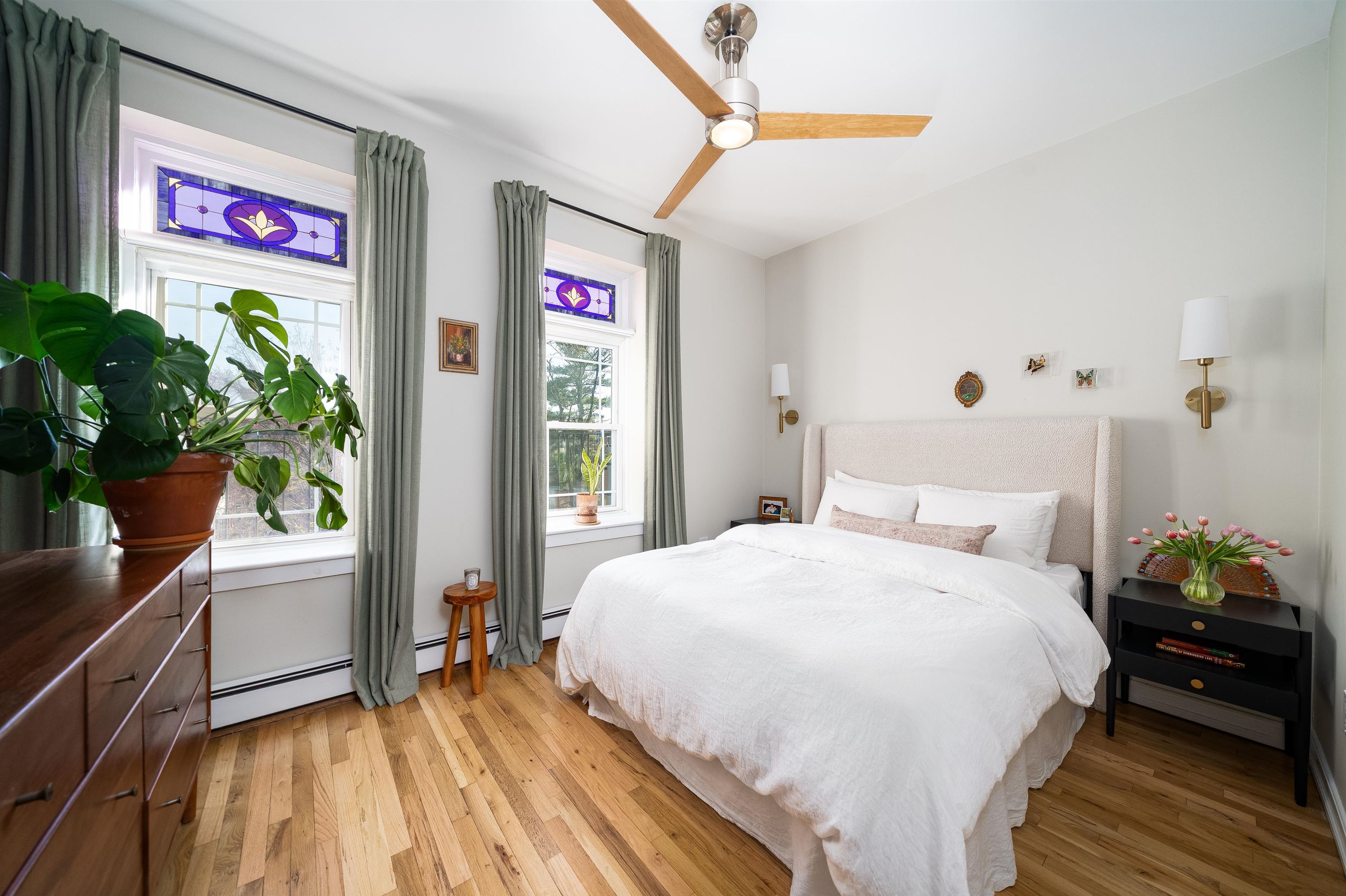 205 14th Street, Unit 4F Hoboken, NJ 07030 - Photo 15 of 22 a bedroom with a bed and a potted plant
