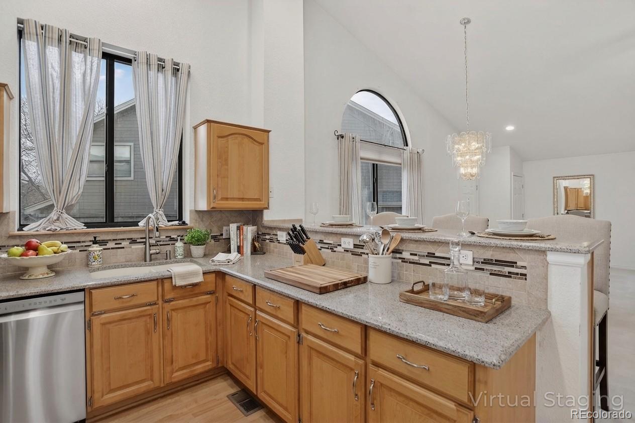 1741 South Deframe Street Lakewood, CO 80228 - Photo 17 of 48
