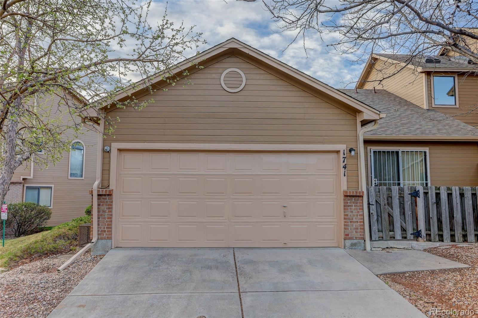 1741 South Deframe Street Lakewood, CO 80228 - Photo 5 of 48