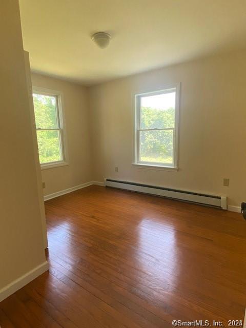 29 Hunts Brook Road Waterford, CT 06375 - Photo 11 of 28 Main level bedroom