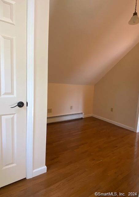 29 Hunts Brook Road Waterford, CT 06375 - Photo 17 of 28 Upstairs hallway