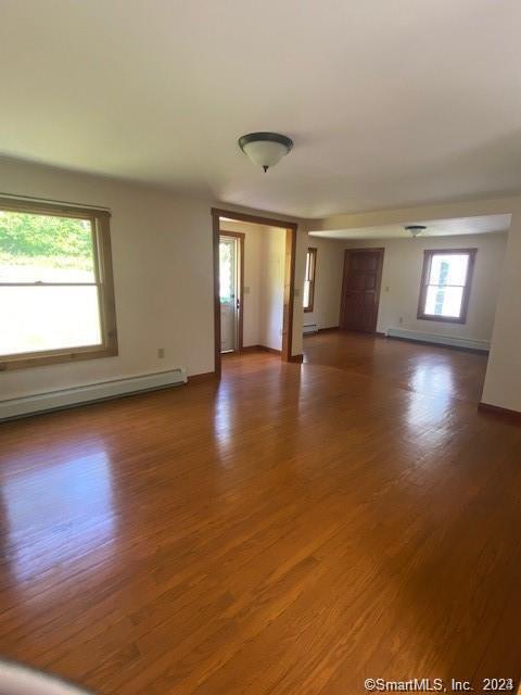 29 Hunts Brook Road Waterford, CT 06375 - Photo 4 of 28 Main level