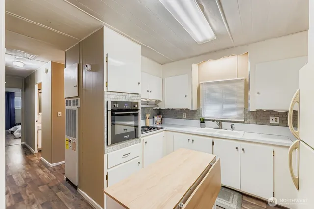 $85,000 | 11330 East Riverside Drive, Unit 24, Bothell, WA 98011