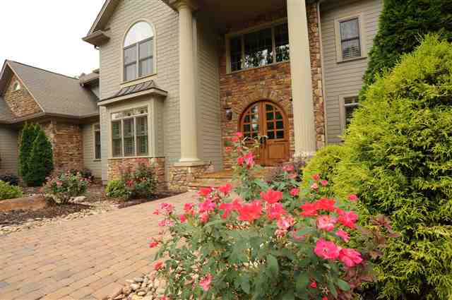 718 Navigator's Point Seneca, SC 29672 - Photo 5 of 25 Gallery Image 5