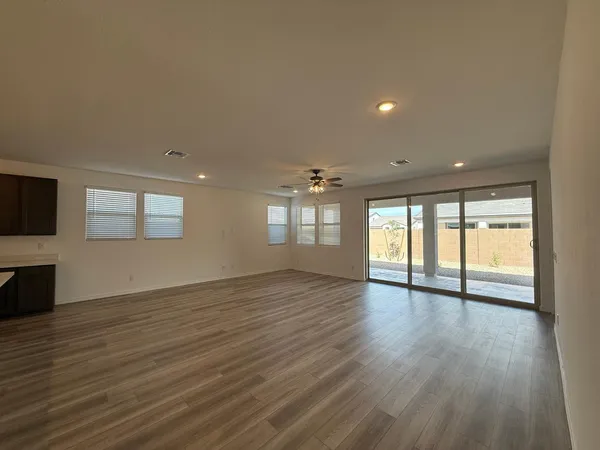 $2,895 | 4013 South 178th Lane, Goodyear, AZ 85338