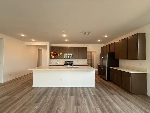 $2,895 | 4013 South 178th Lane, Goodyear, AZ 85338