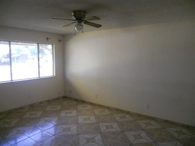 1577 North Hemlock Avenue Reedley, CA 93654 - Photo 11 of 18 Gallery Image 11