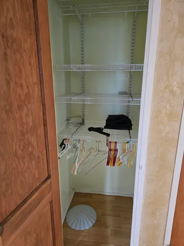 a view of utility room