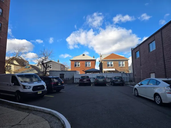 $149,000 | 8811 Bergenline Avenue, Unit 33, North Bergen, NJ 07047