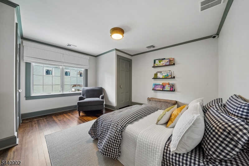27 Pine Grove Avenue Summit, NJ 07901 - Photo 22 of 37