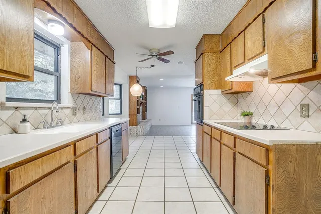 $338,000 | 8605 Marys Creek Drive, Benbrook, TX 76116