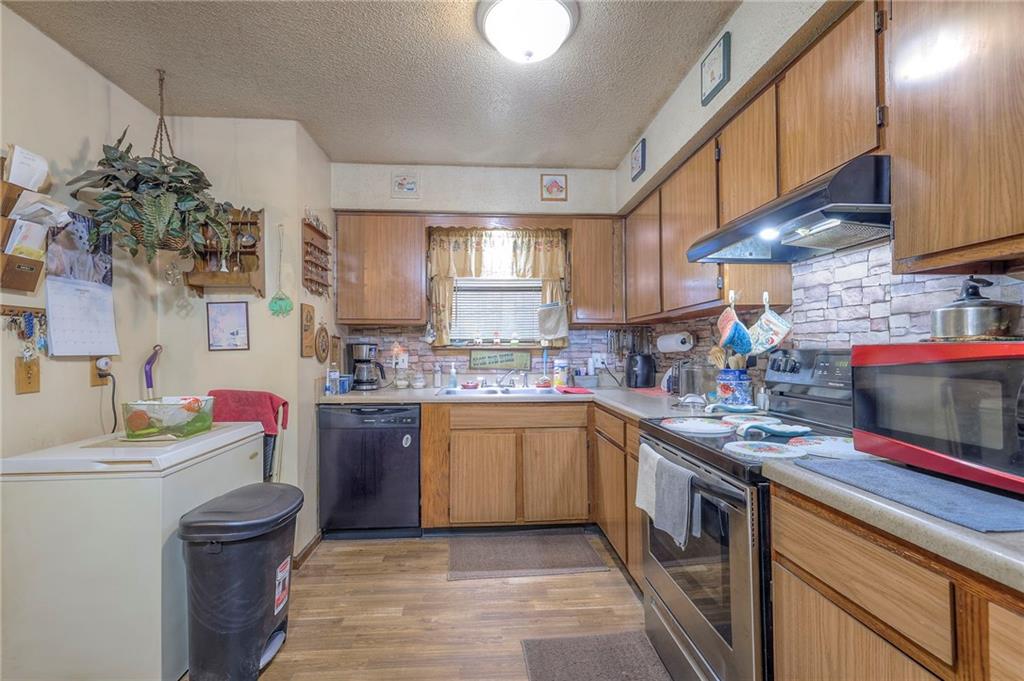 6822 Chapel Drive Belton, MO 64012 - Photo 35 of 43