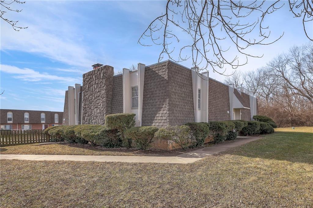 6822 Chapel Drive Belton, MO 64012 - Photo 6 of 43