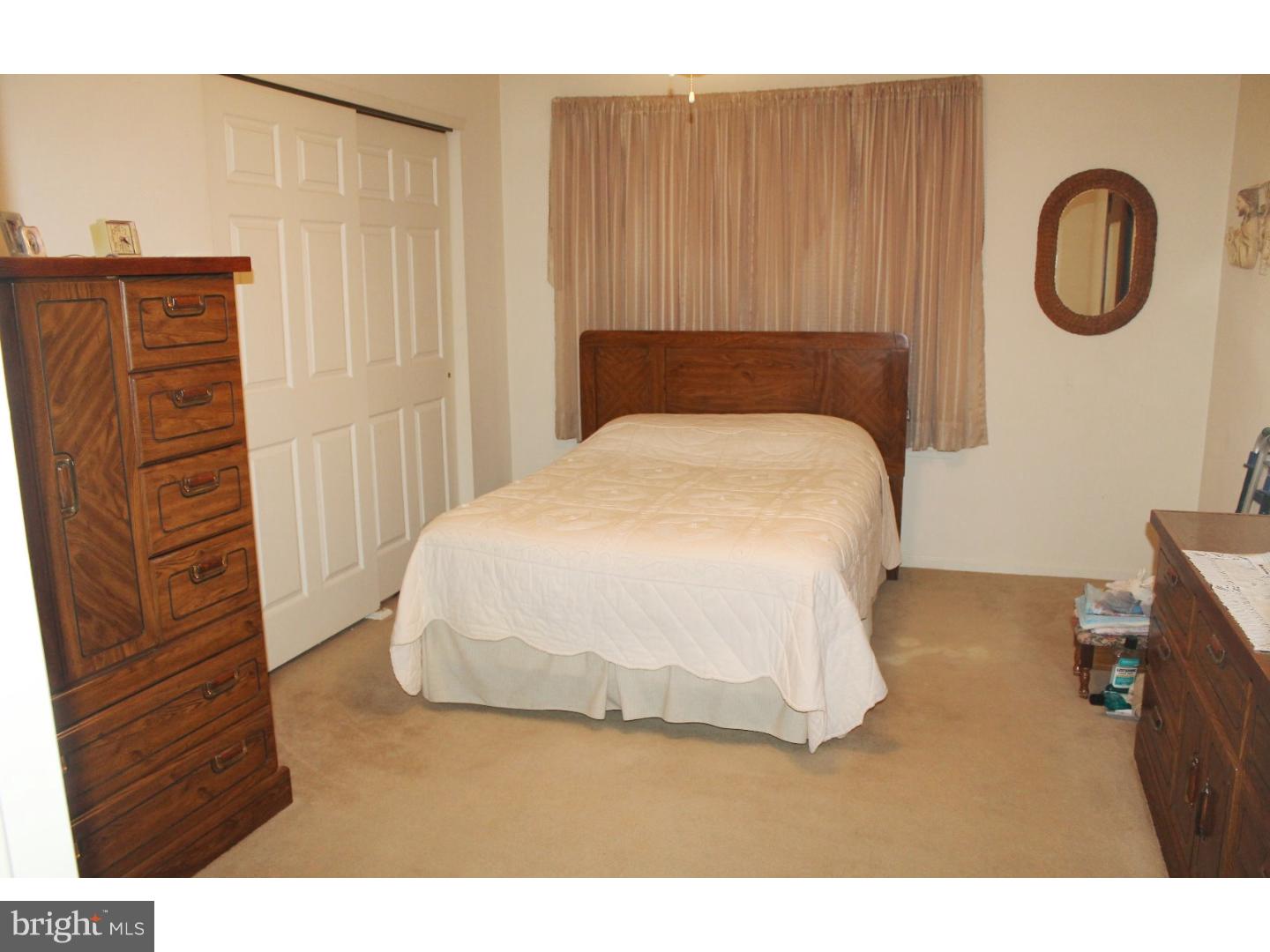 136 Alexander Road Beverly, NJ 08010 - Photo 11 of 25 Bedroom - Main