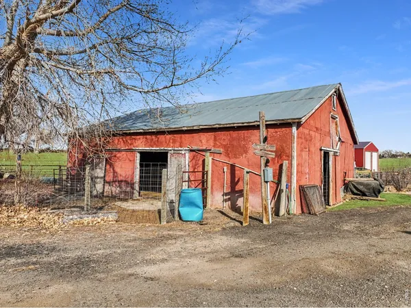 $1,999,500 | 40078 County Road 23, Ault, CO 80610