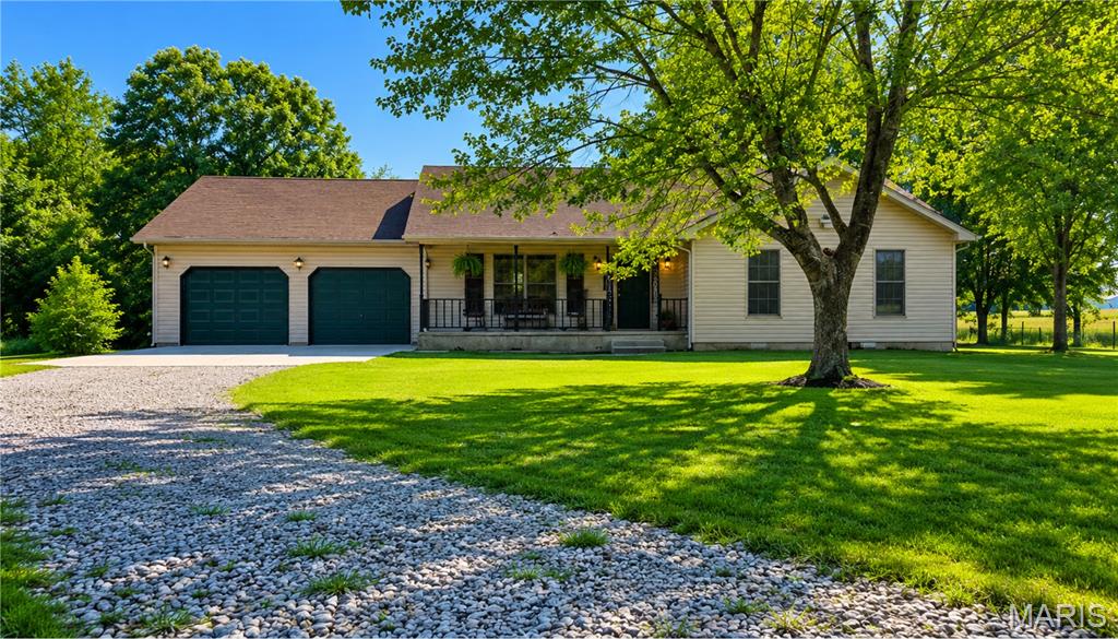 31050 Oak Ridge Drive Lebanon, MO 65536 - Photo 1 of 41