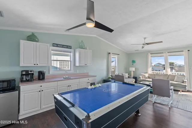 $900,000 | 135 Starfish Drive, Holden Beach, NC 28462