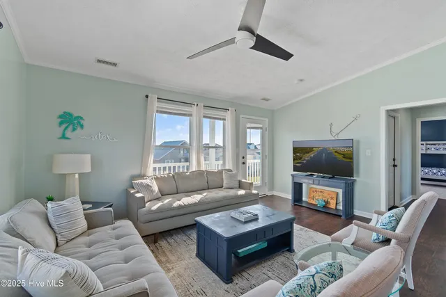 $900,000 | 135 Starfish Drive, Holden Beach, NC 28462