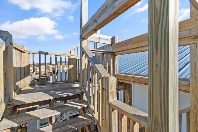 $900,000 | 135 Starfish Drive, Holden Beach, NC 28462