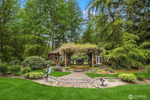$3,595,000 | 8407 255th Avenue Northeast, Redmond, WA 98053
