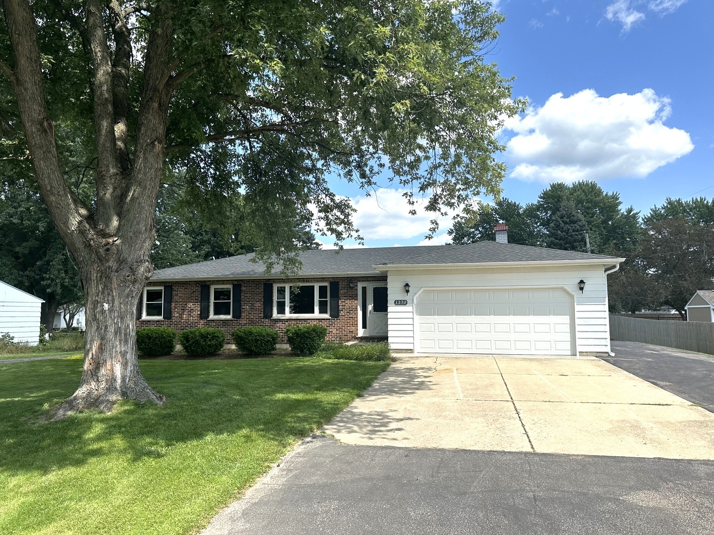 1920 Rivers Drive Sycamore, IL 60178 - Photo 2 of 48 Gallery Image 2