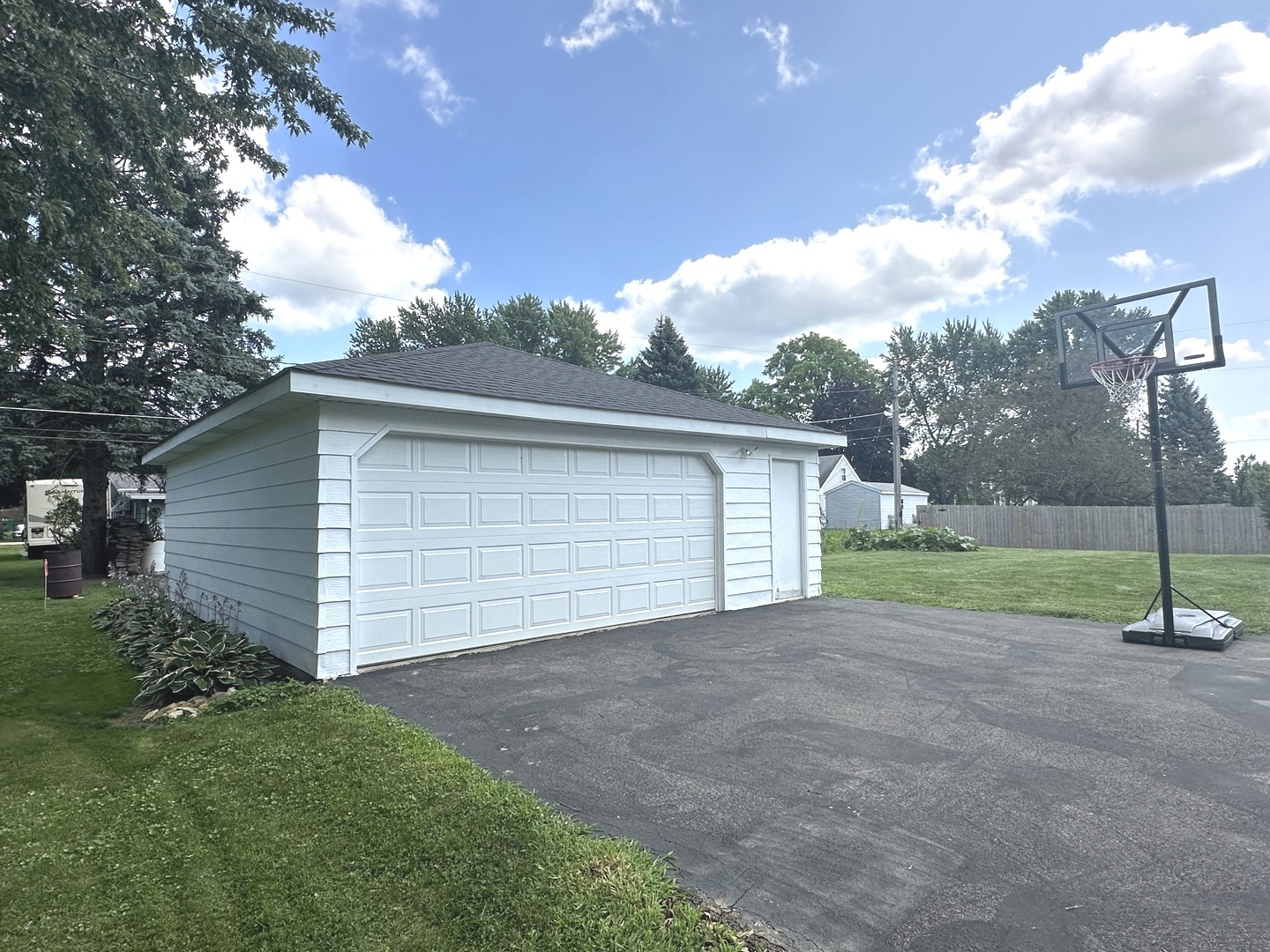 1920 Rivers Drive Sycamore, IL 60178 - Photo 3 of 48 Gallery Image 3