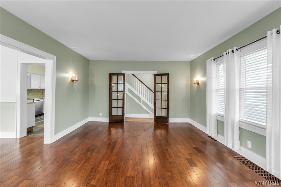 24 Grasmere Road Lockport Town, NY 14094 - Photo 3 of 42