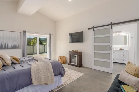 $1,266,000 | 390 Treehaven Lane, Kenwood, CA 95452