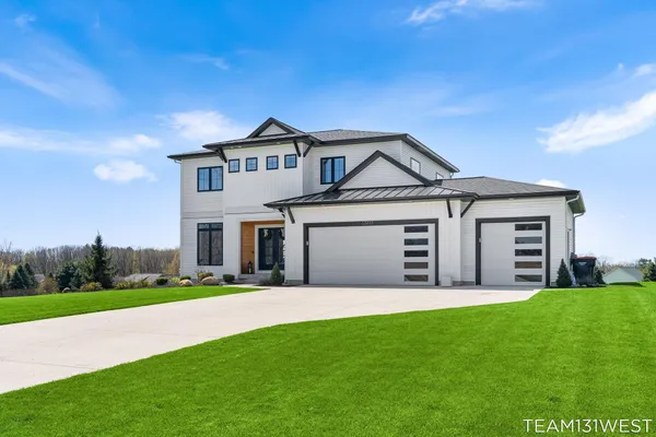 $735,000 | 13273 Jessann Drive, Coopersville, MI 49404